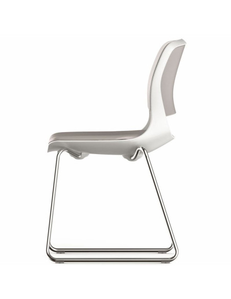 CHAISE FIRST