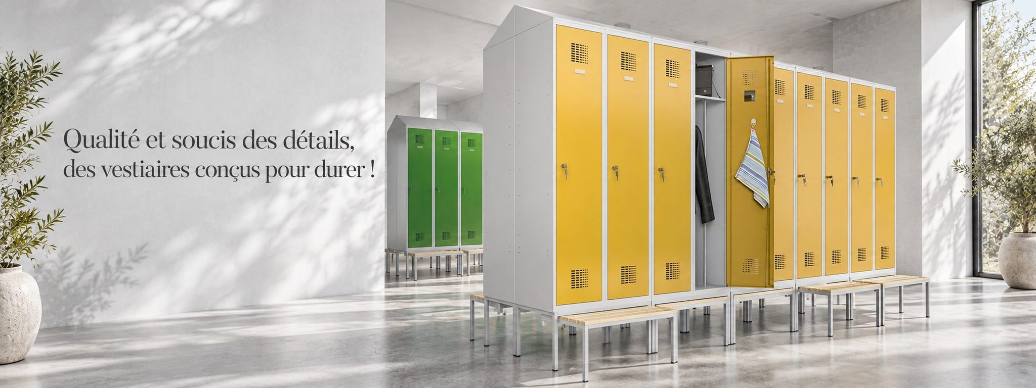Vestiaires métalliques jaunes sur banc CARAY